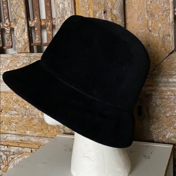 QUALITE VINTAGE IMPORTED VELOUR ITALY BLACK HAT - Picture 5 of 7